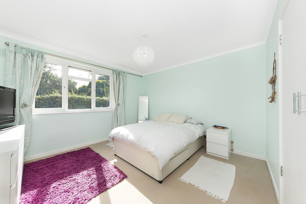 house or flat for sale or rent in south west London